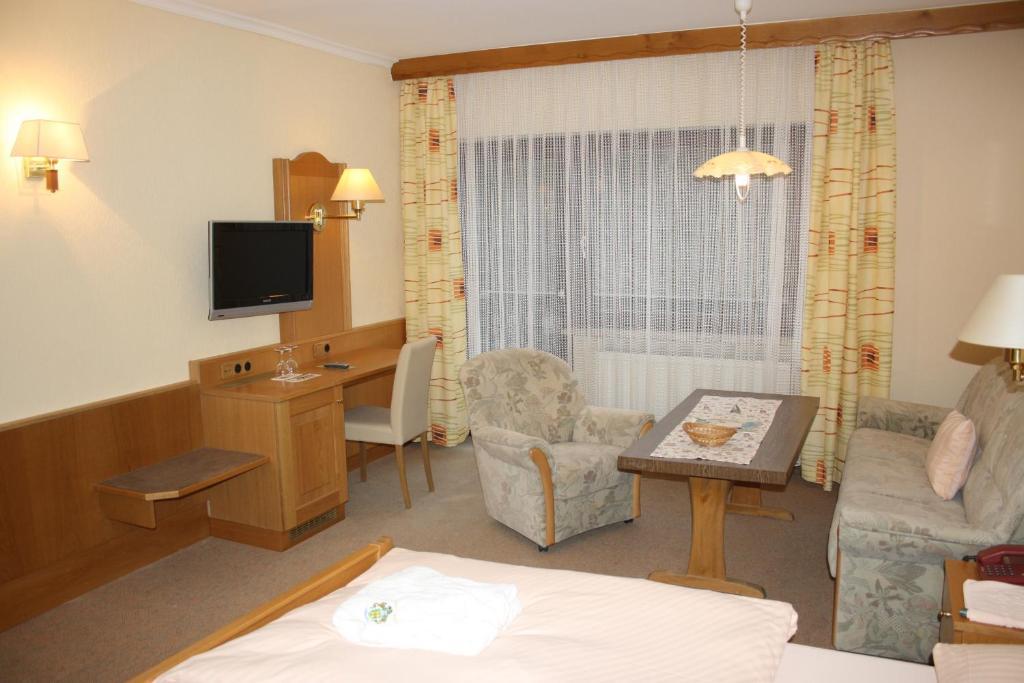 Wald-Hotel Heppe Dammbach Cameră foto